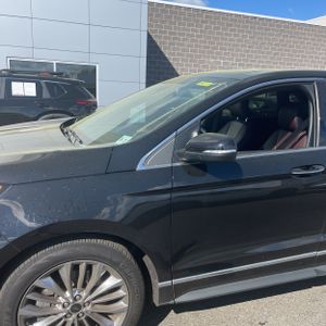 FORD EDGE TITANIUM - 2