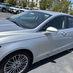 FORD FUSION SE - 2