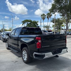 2024 Chevrolet SILVERADO 1500 LT 照片 5