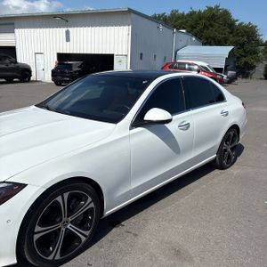 صورة 2 لـ 2025 Mercedes-BENZ C 300