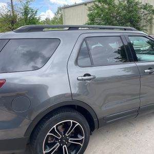 FORD EXPLORER SPORT - 9