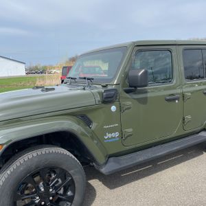 JEEP WRANGLER 4XE UNLIMITED SAHARA 4X4 - 2