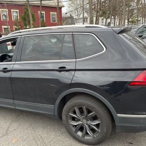 VOLKSWAGEN TIGUAN SE 4MOTION - 6