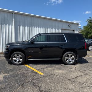2017 Chevrolet TAHOE LT — фото 3