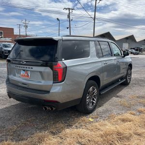 CHEVROLET SUBURBAN Z71 - 8