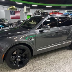 2017 Bentley BENTAYGA BASE — фото 2