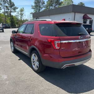 FORD EXPLORER XLT - 4