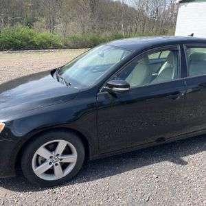 VOLKSWAGEN JETTA TDI - 2