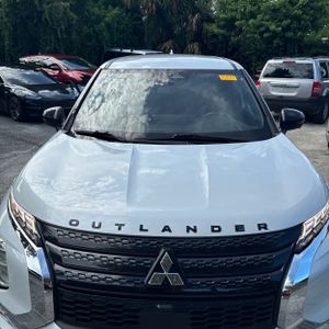 2024 Mitsubishi OUTLANDER SE BLACK EDITION 照片 15
