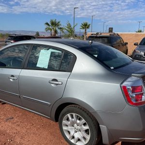 NISSAN SENTRA 2.0 S - 6
