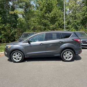 FORD ESCAPE SE - 3