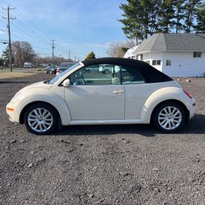 VOLKSWAGEN NEW BEETLE CONVERTIBLE SE - 3