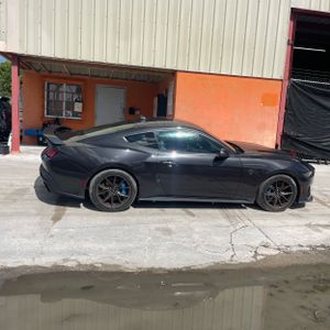 صورة 10 لـ 2024 FORD MUSTANG DARK HORSE