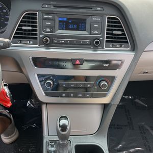 2015 Hyundai SONATA SE — миниатюра 36