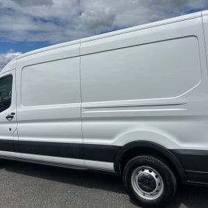 FORD TRANSIT 250 - 6
