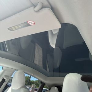 2022 Tesla MODEL Y LONG RANGE 缩略图 41