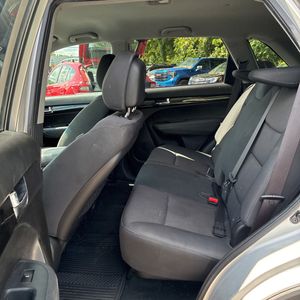 2011 KIA SORENTO LX — миниатюра 33