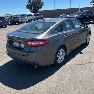 صورة 8 لـ 2016 FORD FUSION SE