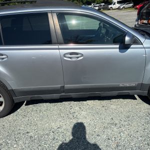 2013 Subaru OUTBACK 2.5I PREMIUM 照片 9