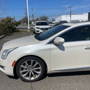 CADILLAC XTS LUXURY - 2