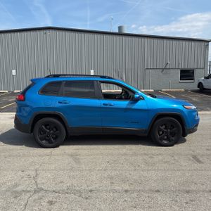 JEEP CHEROKEE LIMITED - 10