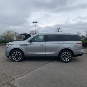 LINCOLN NAVIGATOR RESERVE - 3