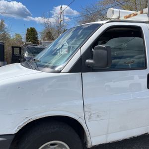 CHEVROLET EXPRESS 2500 - 2