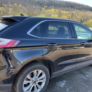 FORD EDGE TITANIUM - 9