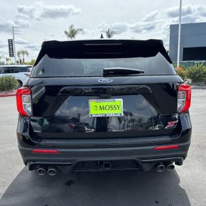 FORD EXPLORER ST - 7