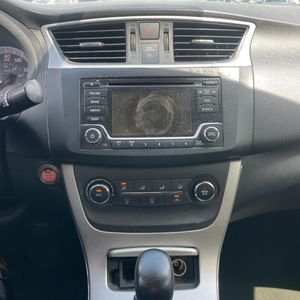 صورة مصغرة 37 لـ 2015 Nissan SENTRA SV