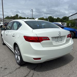 صورة 5 لـ 2013 Acura ILX 2.0L W/TECH