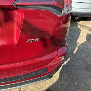 صورة 23 لـ 2018 Toyota RAV4 XLE