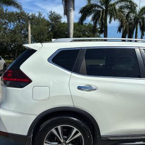 2018 Nissan ROGUE SL 照片 8