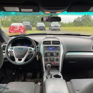 صورة مصغرة 38 لـ 2013 FORD EXPLORER XLT