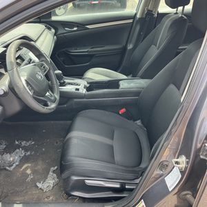 صورة مصغرة 31 لـ 2020 Honda CIVIC LX