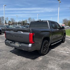 TOYOTA TUNDRA - 8