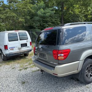 2004 Toyota SEQUOIA SR5 — фото 8
