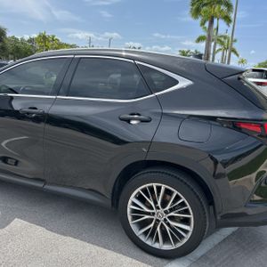 2022 Lexus NX 350 PREMIUM photo 6