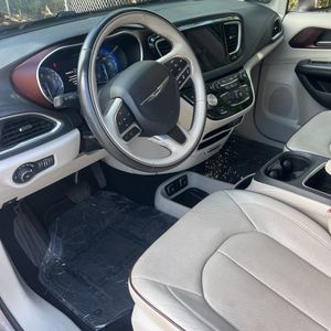 2017 Chrysler PACIFICA LIMITED — фото 34