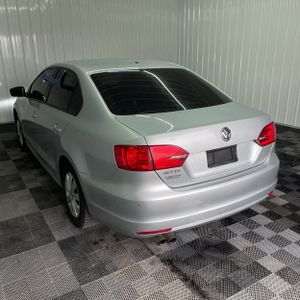 VOLKSWAGEN JETTA BASE - 5