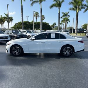 2024 Mercedes-BENZ E 350 照片 3