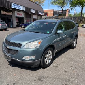 CHEVROLET TRAVERSE LT - 1