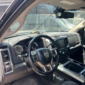 2013 RAM 2500 LARAMIE 缩略图 35