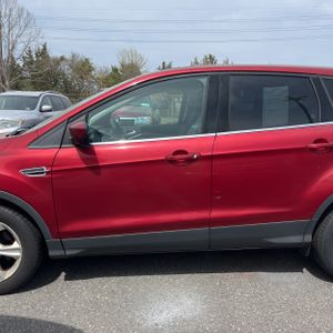 FORD ESCAPE SE - 4
