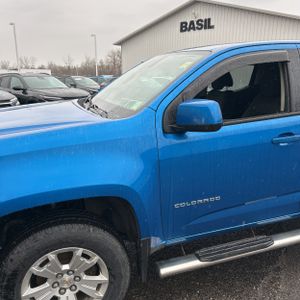 CHEVROLET COLORADO LT - 2