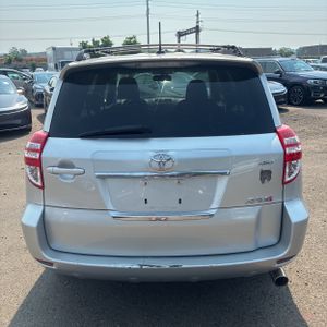 2011 Toyota RAV4 SPORT photo 7