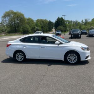NISSAN SENTRA SV - 10