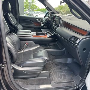 2019 Lincoln NAVIGATOR L RESERVE 缩略图 32
