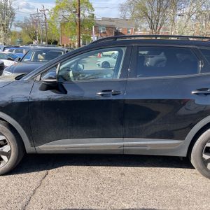 KIA SPORTAGE X-LINE - 4