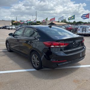 HYUNDAI ELANTRA VALUE EDITION - 4